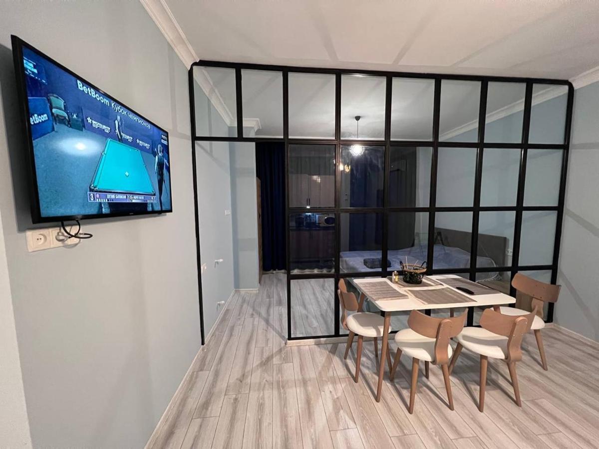 Apartment Merabi Batumi Eksteriør billede
