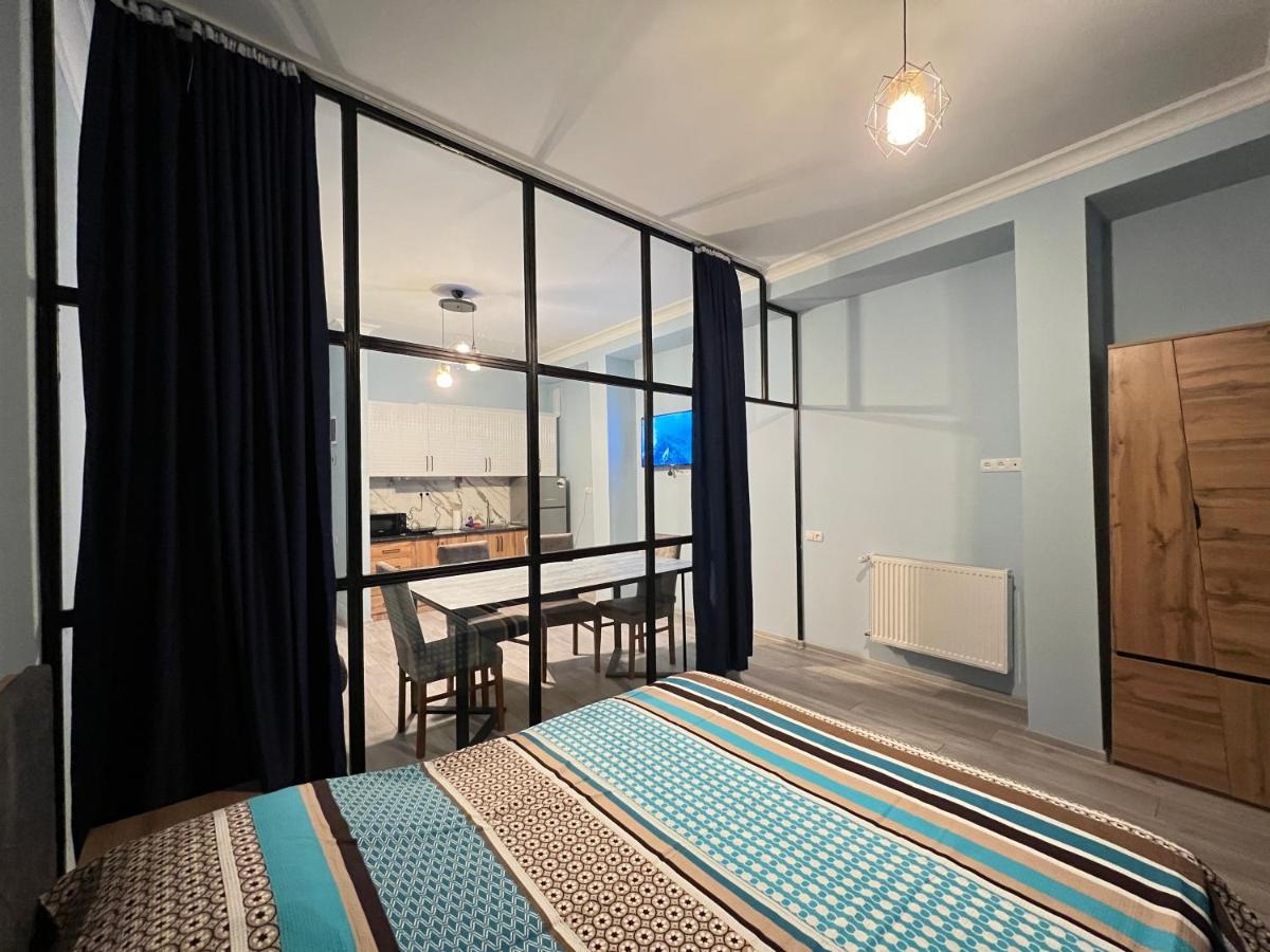 Apartment Merabi Batumi Eksteriør billede