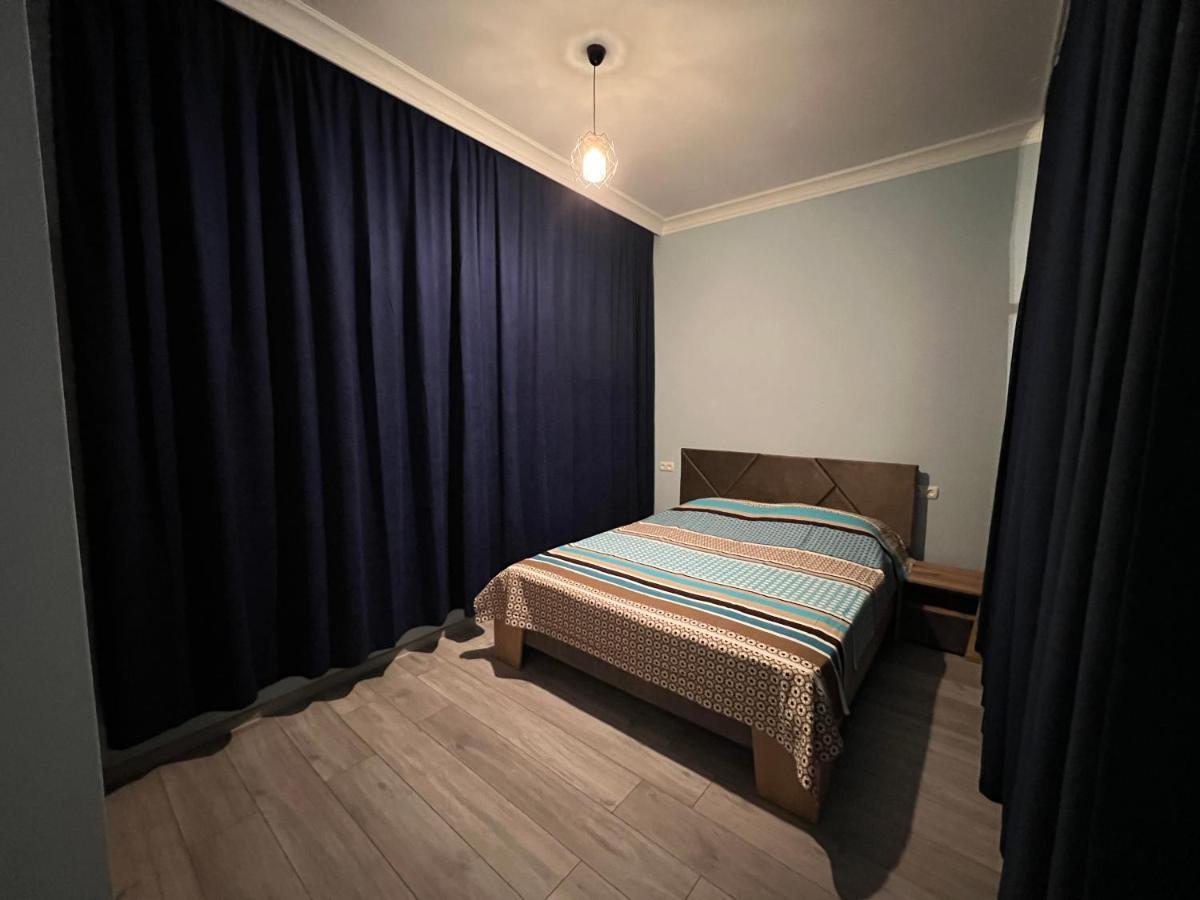 Apartment Merabi Batumi Eksteriør billede