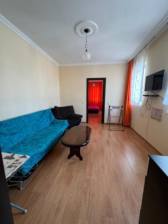 Apartment Merabi Batumi Eksteriør billede