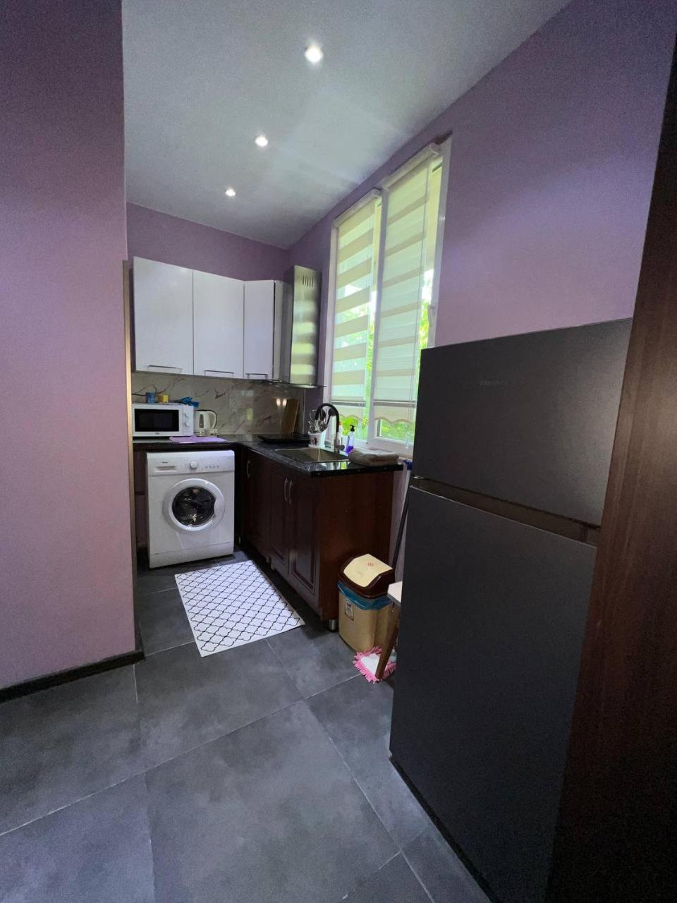 Apartment Merabi Batumi Eksteriør billede